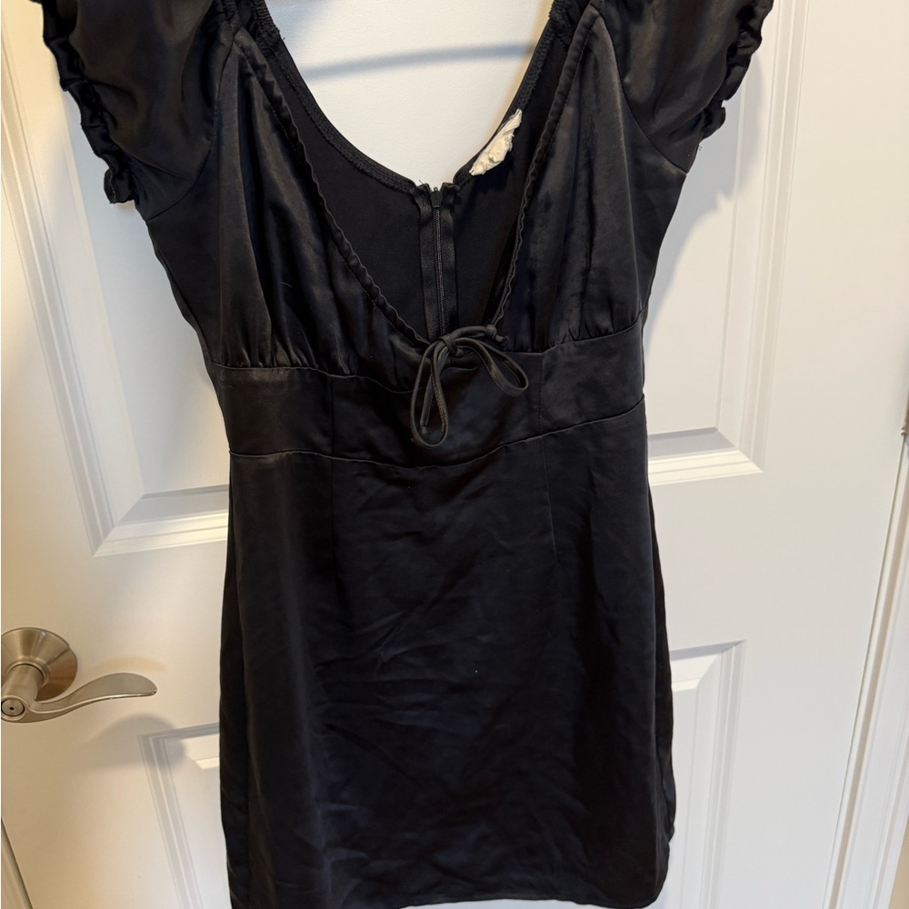 La Hearts Elegant Black Chemise